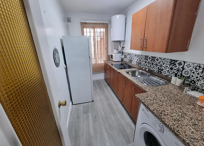 Viviendas Turisticas En La Muralla De San Basilio * Κόρδοβα