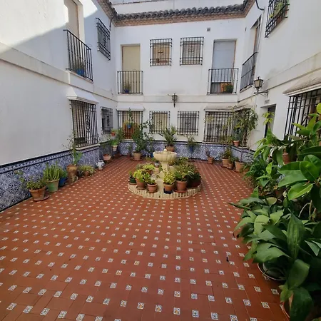 Viviendas Turisticas En Patio Cordobes San Basilio * Кордова